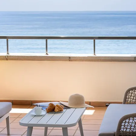 Front Line Luxury In Heaven Apartment Estepona