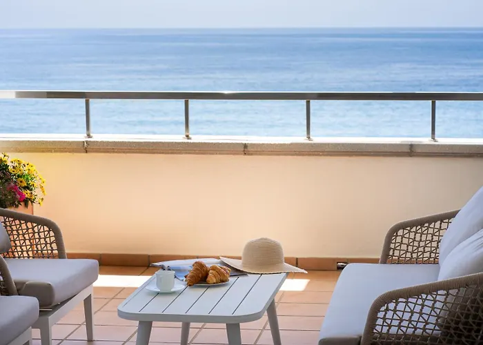 Front Line Luxury In Heaven Apartament Estepona