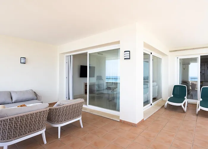 Front Line Luxury In Heaven