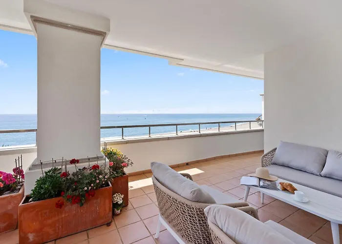 Front Line Luxury In Heaven Apartament *