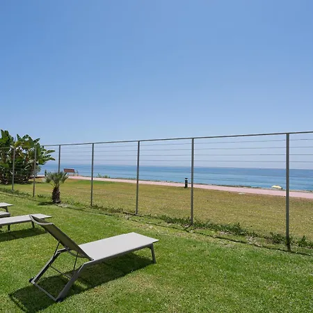 Front Line Luxury In Heaven דירה