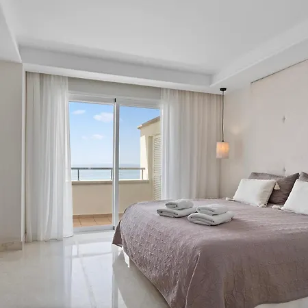 Front Line Luxury In Heaven