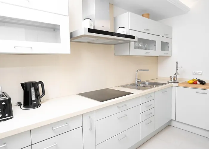 Front Line Luxury In Heaven *