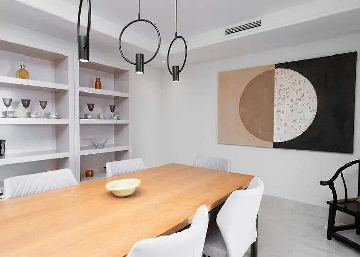 Front Line Luxury In Heaven 에스테포나